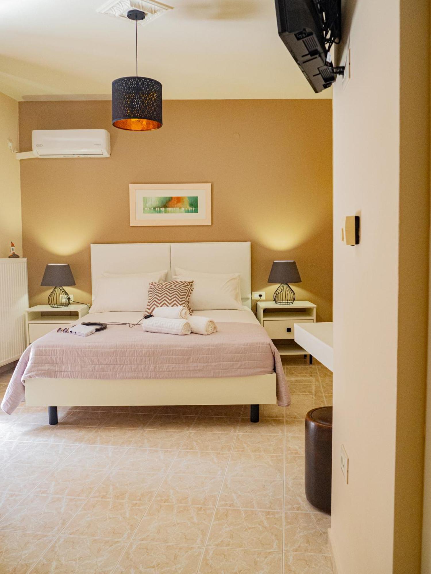 Dina Apartments Argostoli Exterior photo