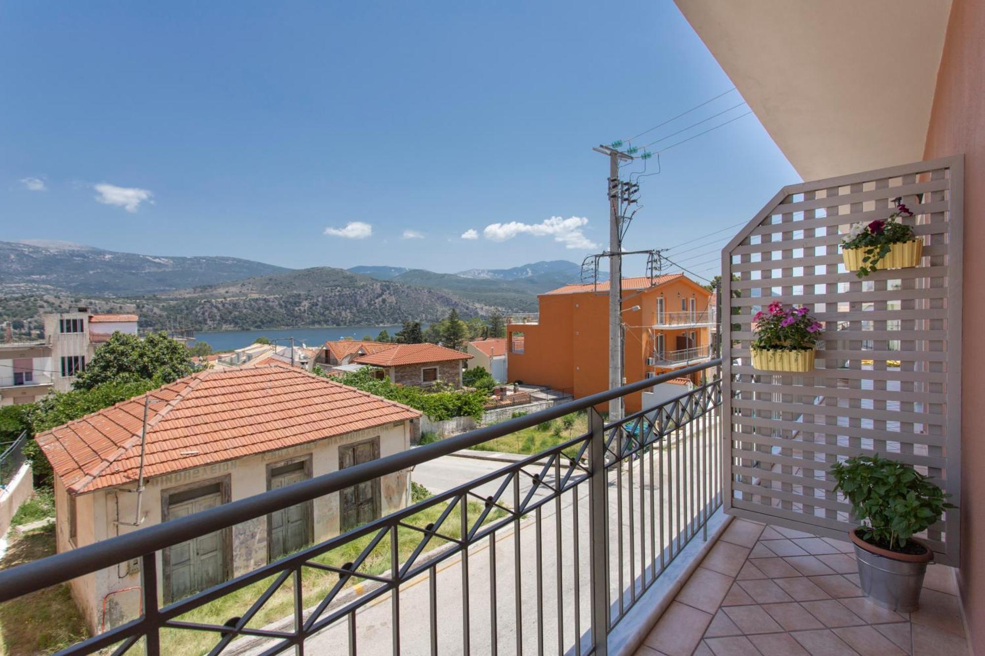 Dina Apartments Argostoli Exterior photo