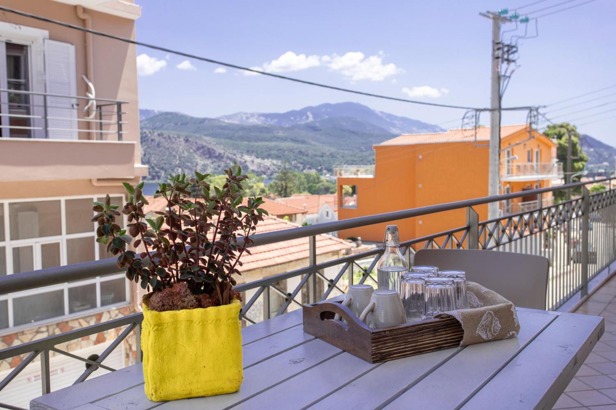 Dina Apartments Argostoli Exterior photo